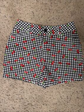 New Bagatelle Black & White Gingham Shorts with Red Cherry Print 🍒 4